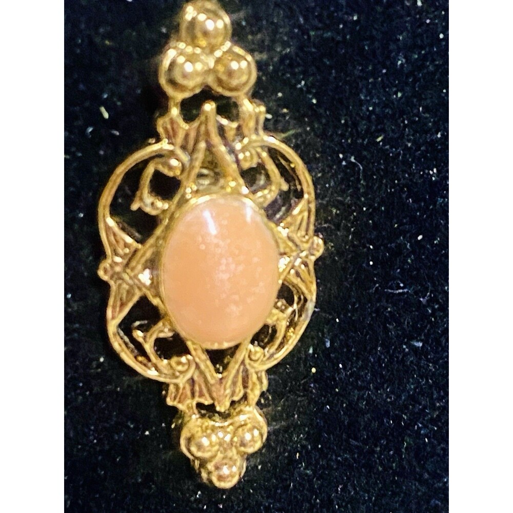 Vintage Park Lane Earrings Peach Cabochon Filigree Dangle Gold Tone Signed P 80s